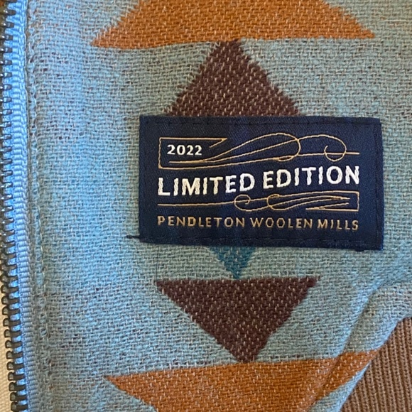 Pendleton Wool Southwestern Aztec Bomber Jacket M Limited Edition Blanket Style - Picture 5 of 12